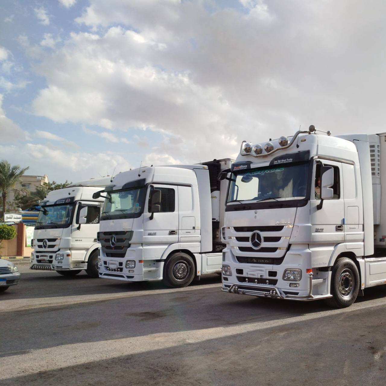 شاحنة نقل بري 4